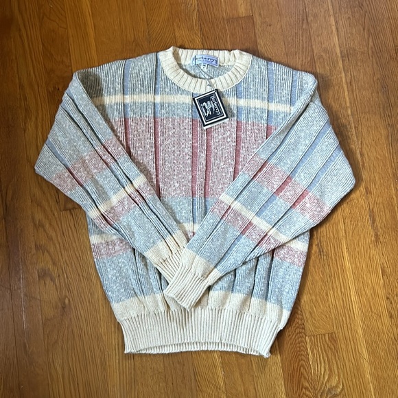NWT Vintage Burberry women’s sweater